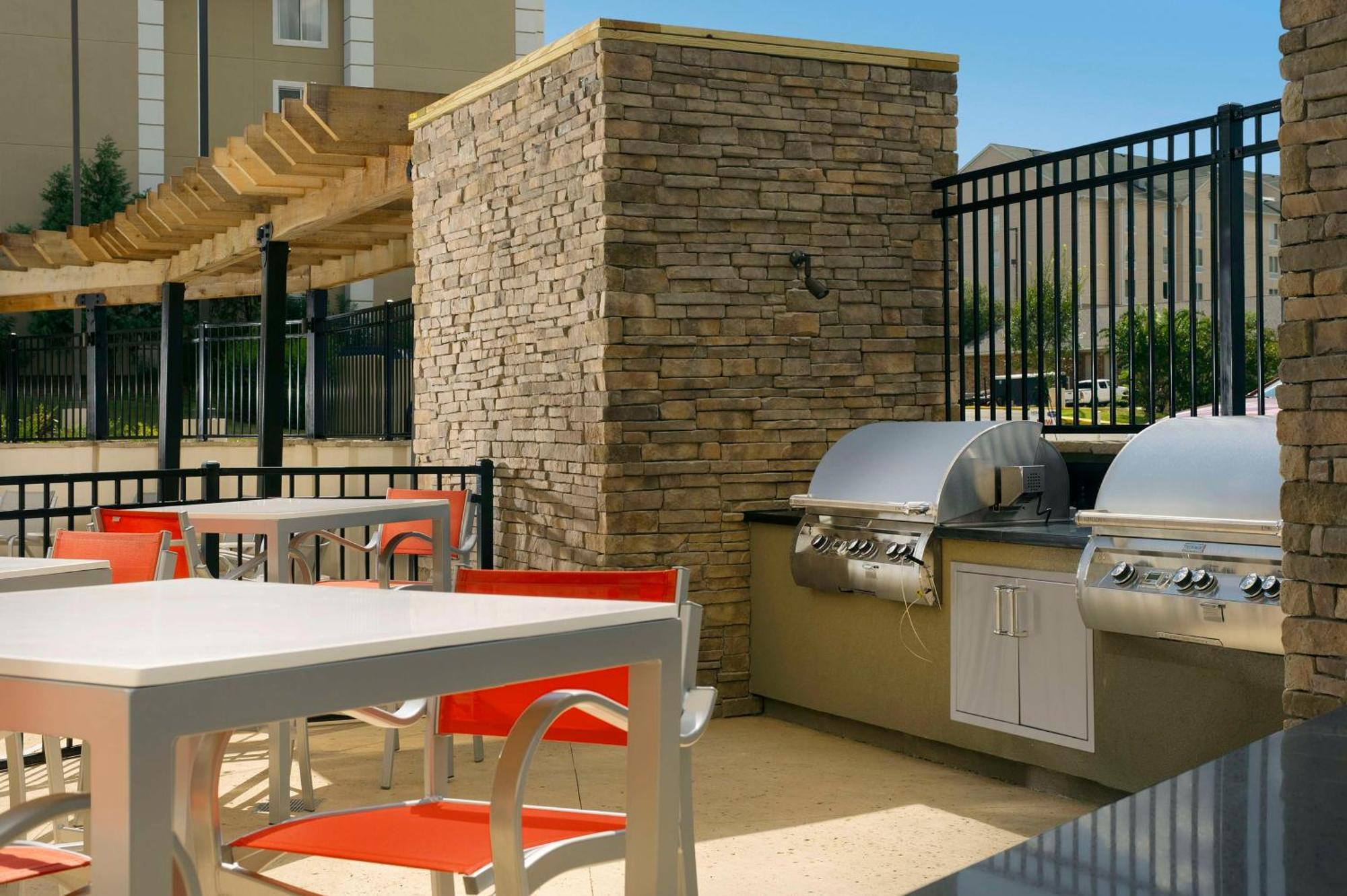 Home2 Suites By Hilton Hattiesburg Bagian luar foto